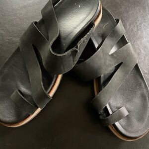 Merrell Juno Black Sandals.